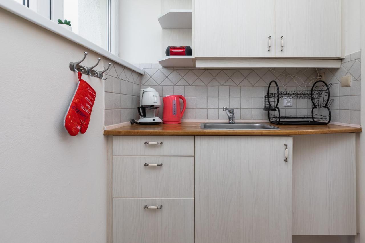 Marynarzy Okretow Pogranicza Apartments By Noclegi Renters Kołobrzeg Exteriör bild