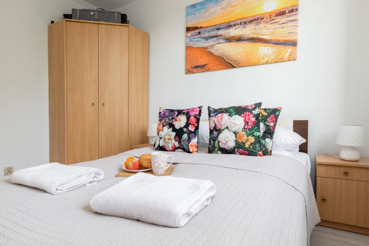 Marynarzy Okretow Pogranicza Apartments By Noclegi Renters Kołobrzeg Exteriör bild