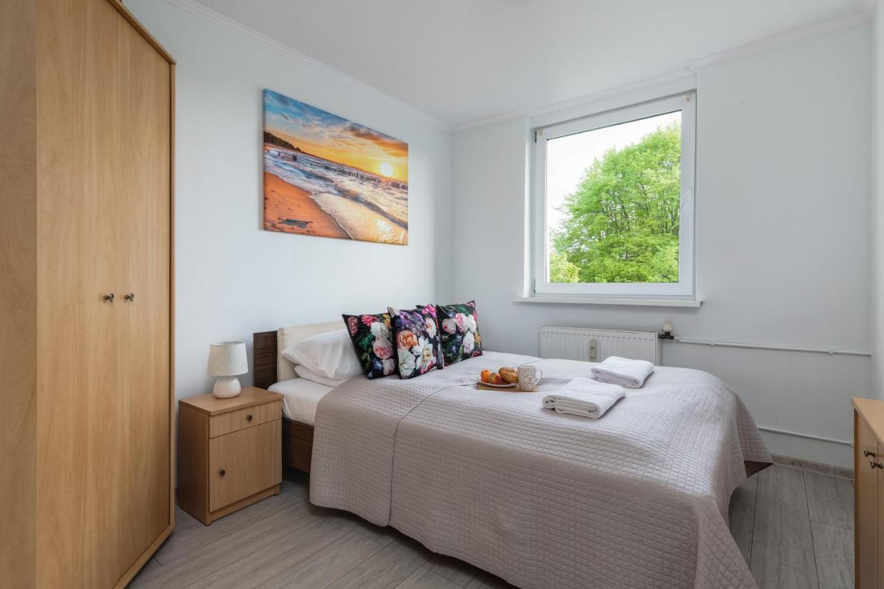 Marynarzy Okretow Pogranicza Apartments By Noclegi Renters Kołobrzeg Exteriör bild