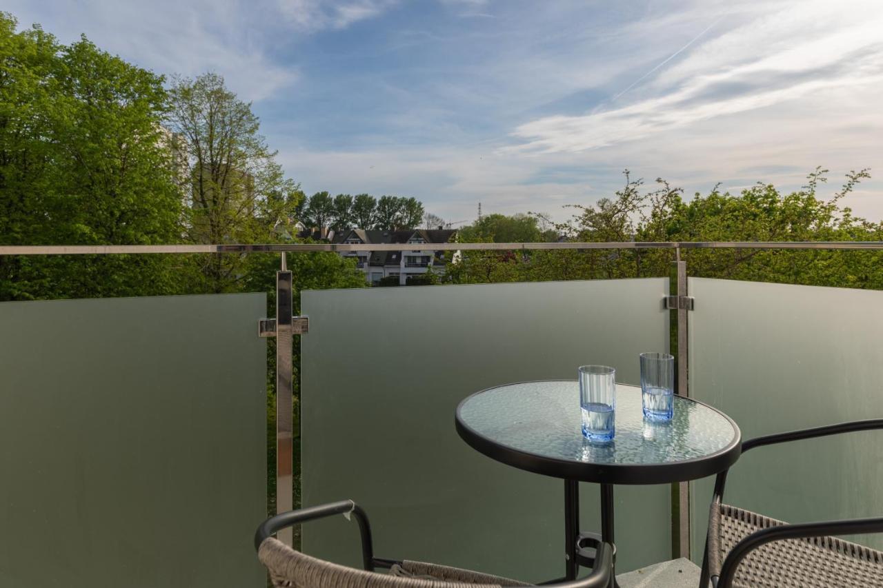 Marynarzy Okretow Pogranicza Apartments By Noclegi Renters Kołobrzeg Exteriör bild